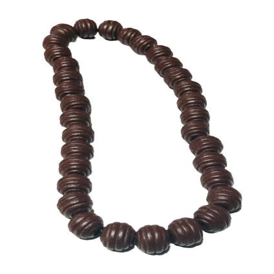 Chocolate brown fluted necklace